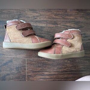 UGG Rennon Boots Todder Size 4/5: EXCELLENT CONDITION!